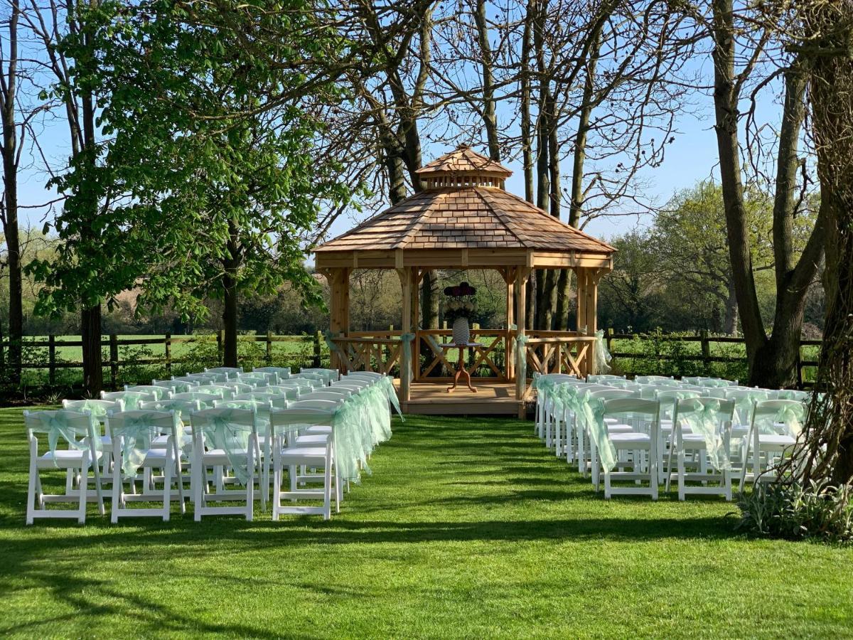 Pontlands Park Hotel Chelmsford Exterior photo