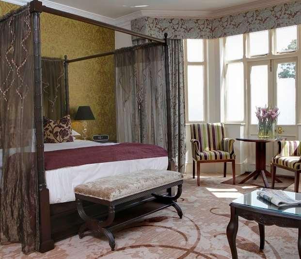 Pontlands Park Hotel Chelmsford Room photo