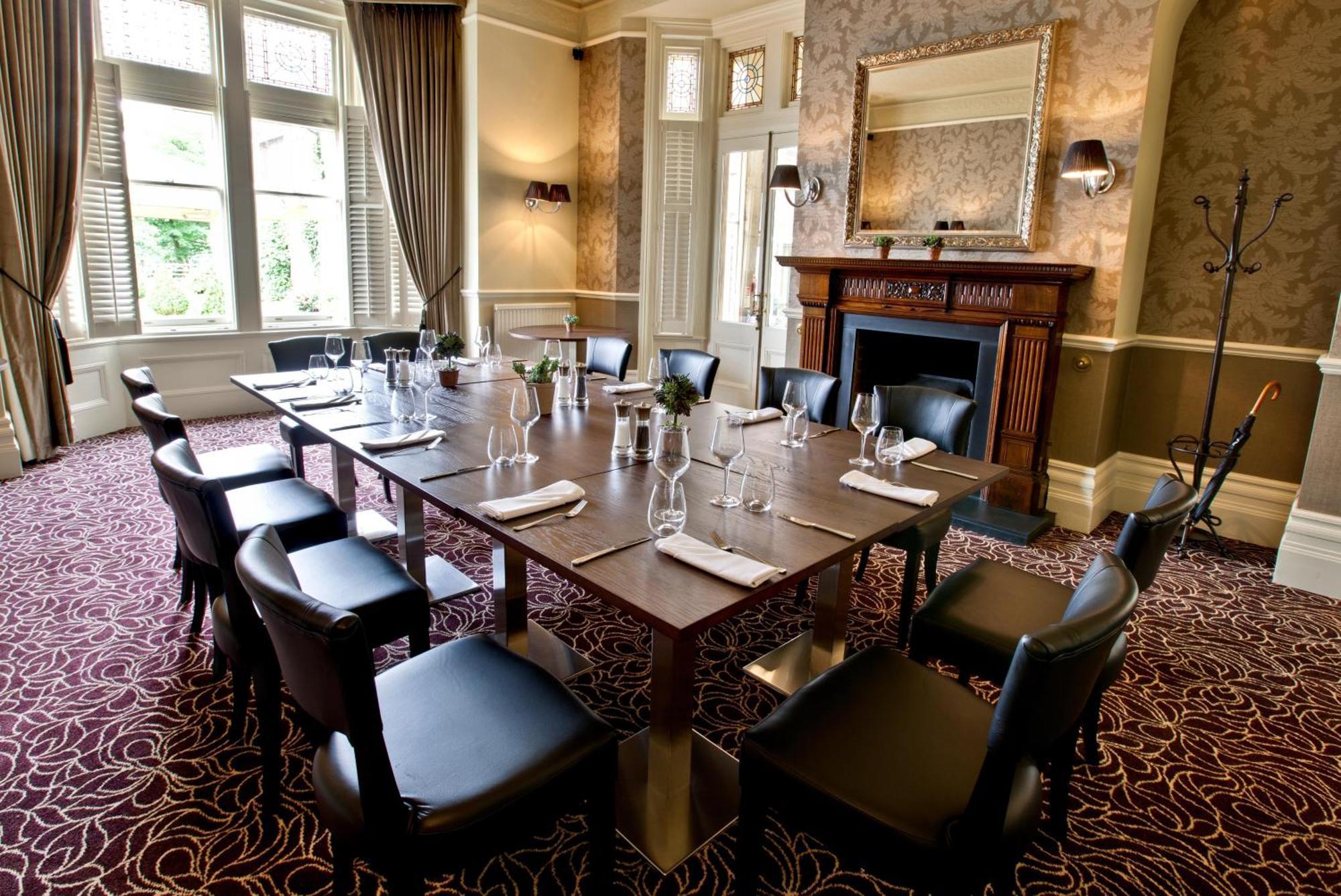 Pontlands Park Hotel Chelmsford Exterior photo