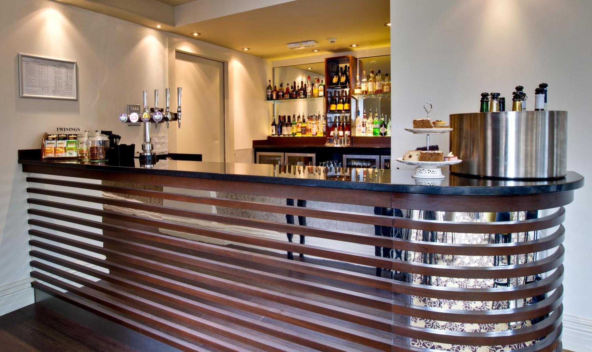 Pontlands Park Hotel Chelmsford Exterior photo