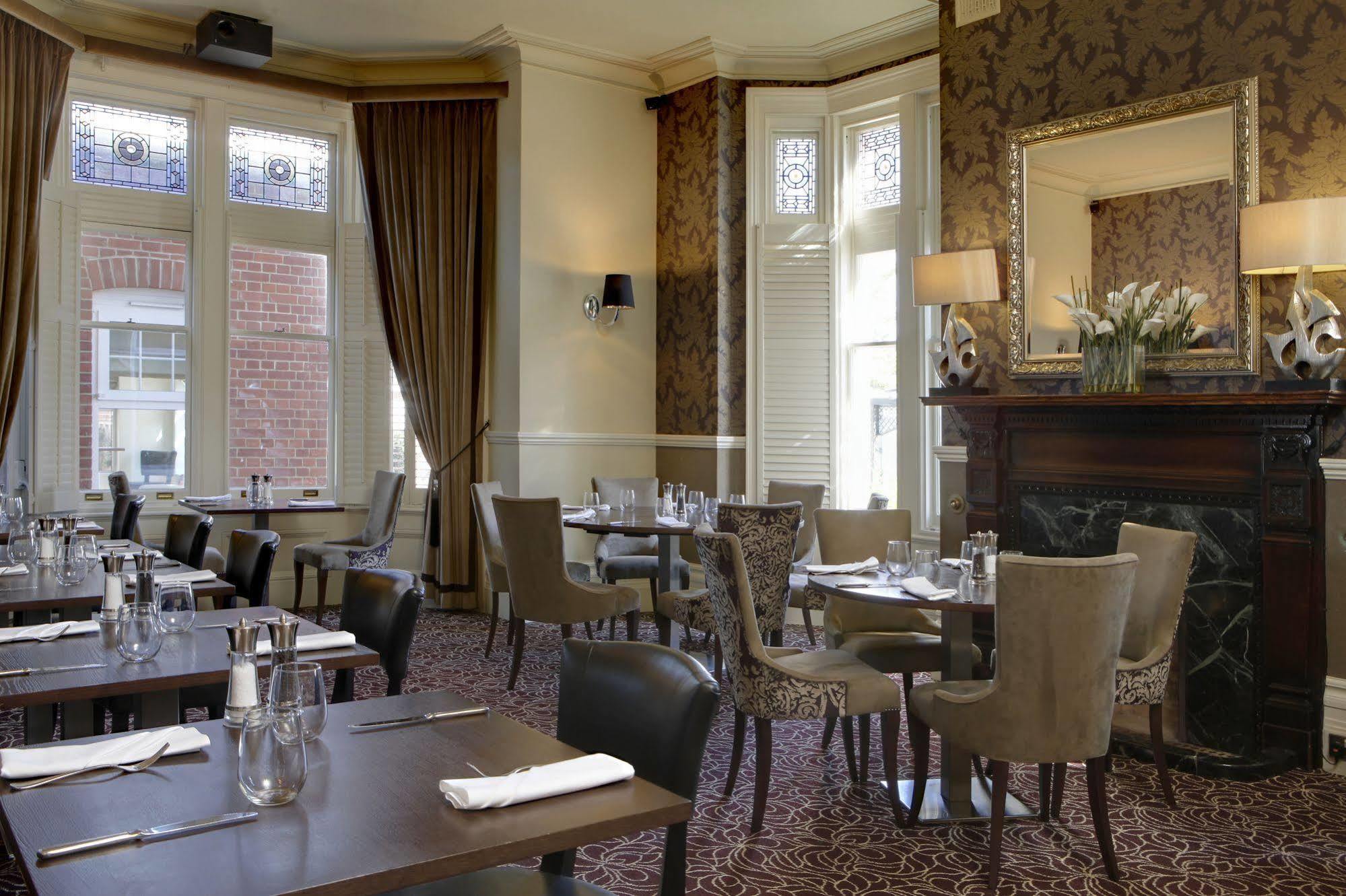 Pontlands Park Hotel Chelmsford Exterior photo